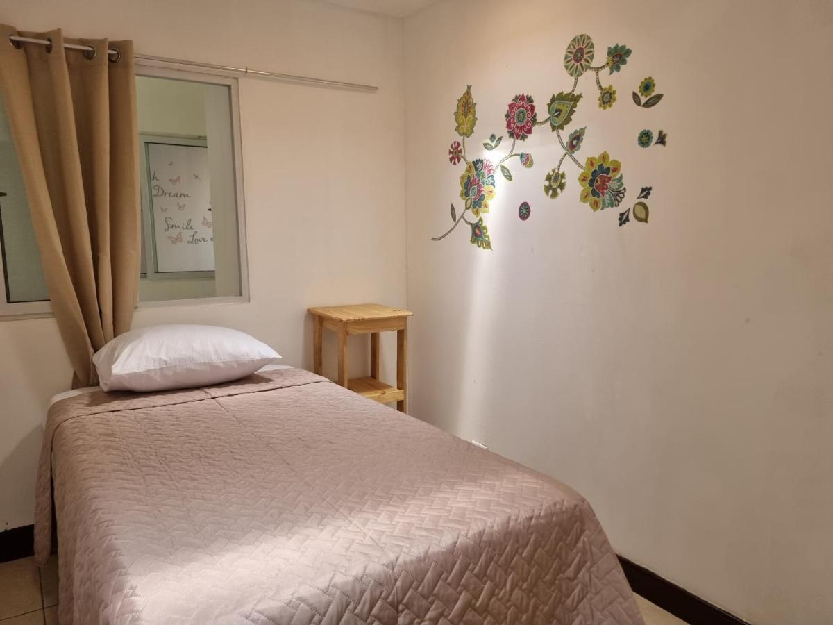Central 10 Boutique Hostel Гватемала Экстерьер фото
